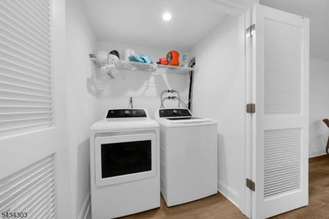 17 Dirlam Drive Florham Park NJ 07932