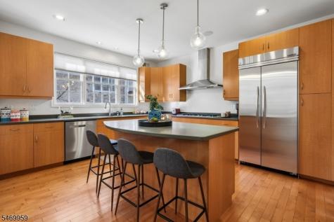 7 Oconnor Circle West Orange NJ 07052