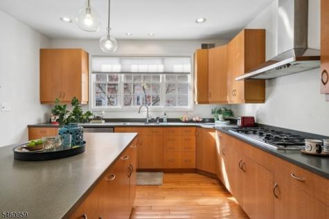 7 Oconnor Circle West Orange NJ 07052