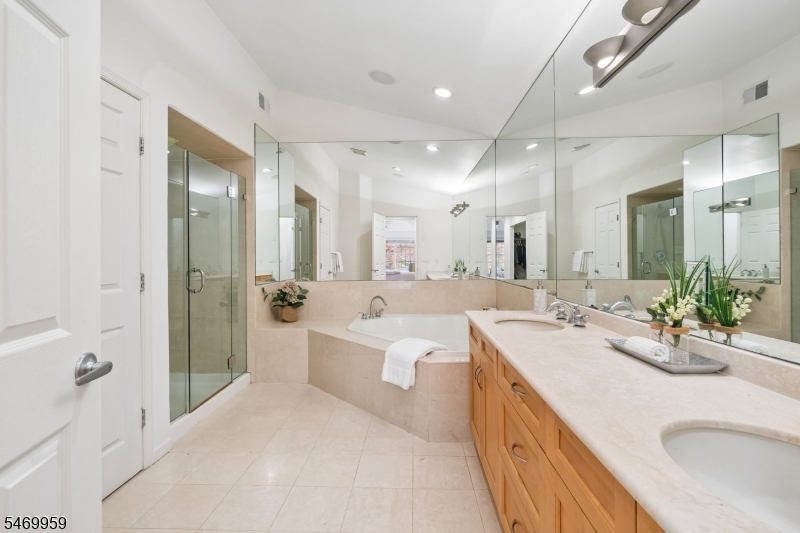 7 Oconnor Circle West Orange NJ 07052