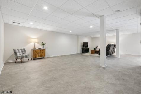 7 Oconnor Circle West Orange NJ 07052