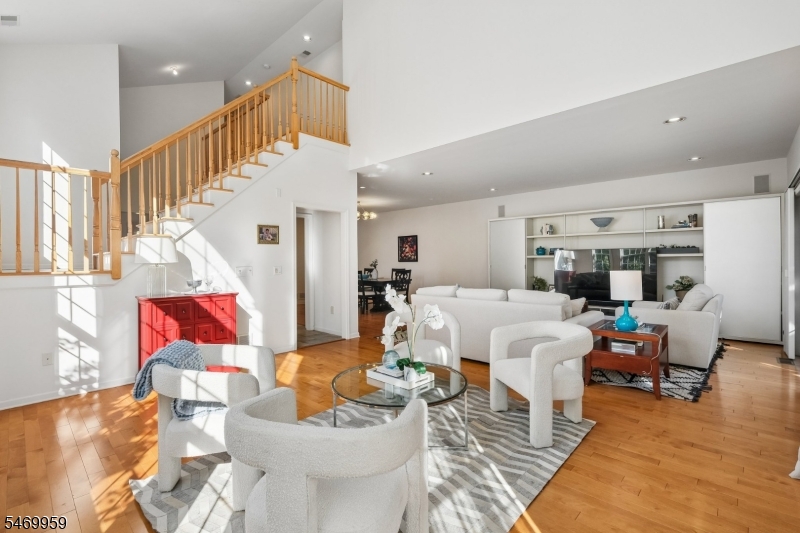 7 Oconnor Circle West Orange NJ 07052
