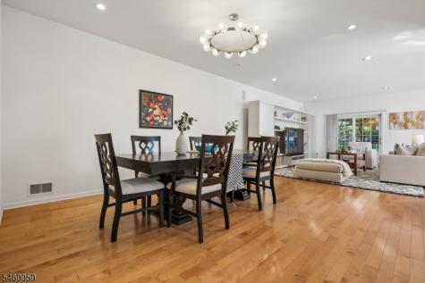 7 Oconnor Circle West Orange NJ 07052