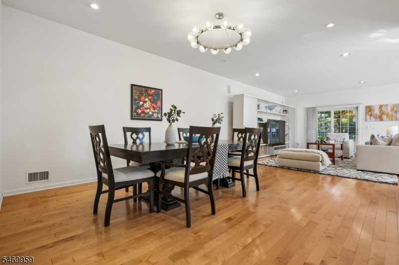 7 Oconnor Circle West Orange NJ 07052