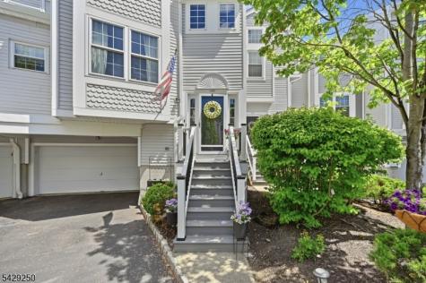 2009 Vermont Terrace Hanover NJ 07981