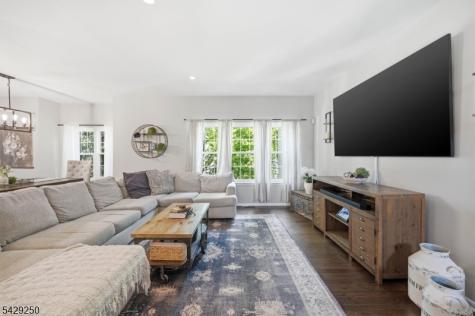 2009 Vermont Terrace Hanover NJ 07981