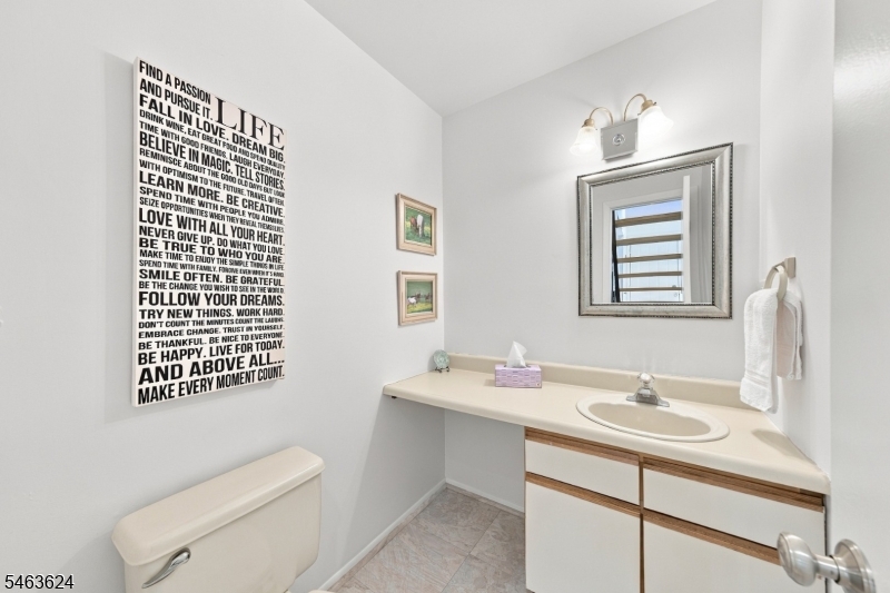27 Chestnut Court Bernards NJ 07920