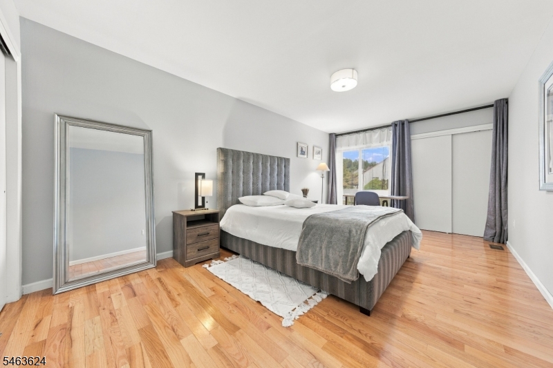 27 Chestnut Court Bernards NJ 07920
