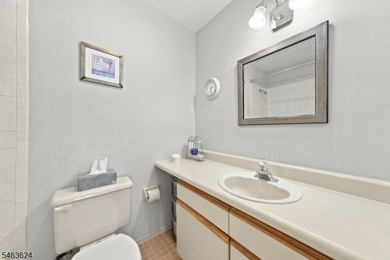 27 Chestnut Court Bernards NJ 07920