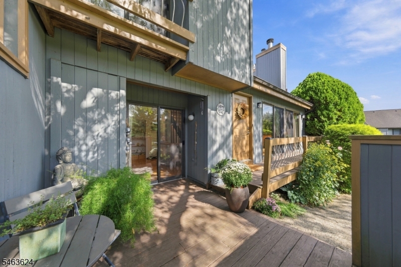 27 Chestnut Court Bernards NJ 07920