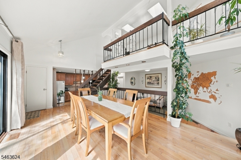 27 Chestnut Court Bernards NJ 07920
