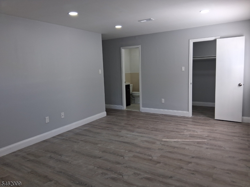 1203 Edison Glen Terrace Edison NJ 08837