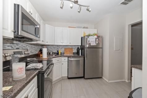 112 Sherwood Avenue Paterson NJ 07502