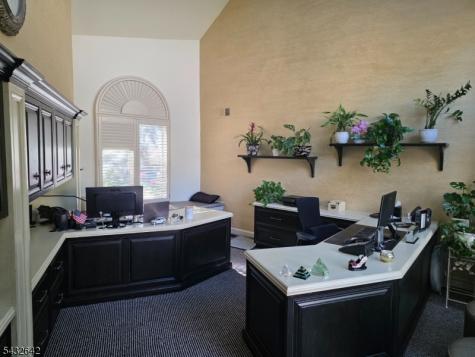 32 Robinhood Drive Mountain Lakes NJ 07046