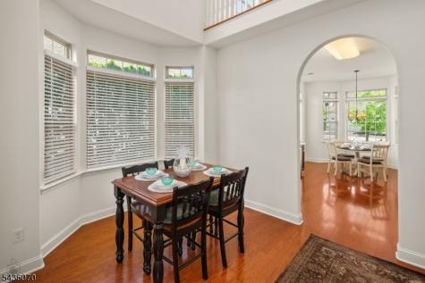21 Sylvia Street Lopatcong NJ 08865