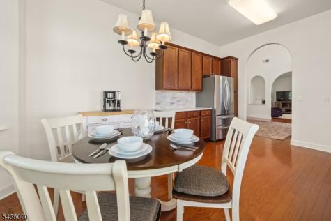 21 Sylvia Street Lopatcong NJ 08865