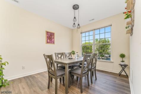 62 Limerick Lane Lopatcong NJ 08865