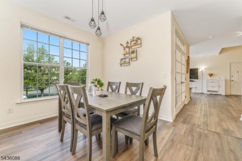 62 Limerick Lane Lopatcong NJ 08865