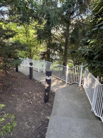 62 Limerick Lane Lopatcong NJ 08865