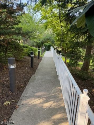 62 Limerick Lane Lopatcong NJ 08865