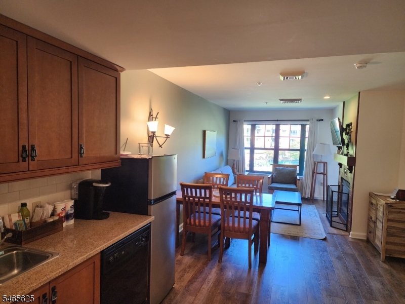200 State Route 94 Unit 246 Vernon NJ 07462