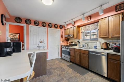 53 Taurus Drive Hillsborough NJ 08844
