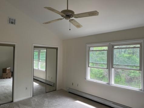 14 Village Drive Hamburg NJ 07419
