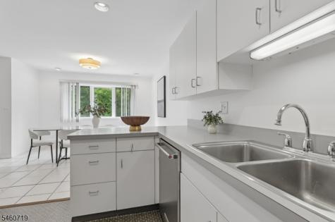 161 Marion Drive West Orange NJ 07052