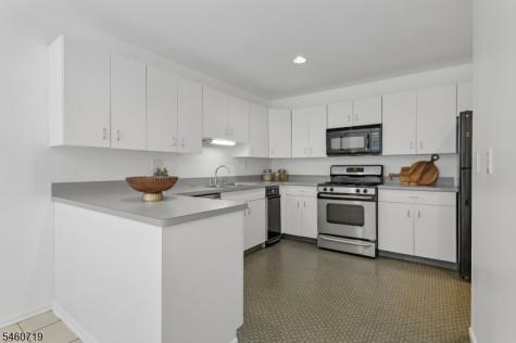 161 Marion Drive West Orange NJ 07052