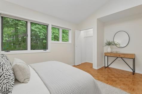 161 Marion Drive West Orange NJ 07052