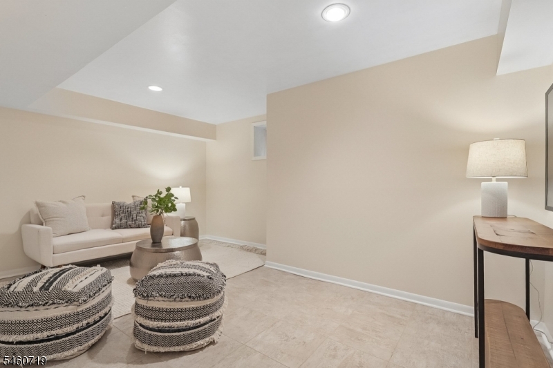 161 Marion Drive West Orange NJ 07052