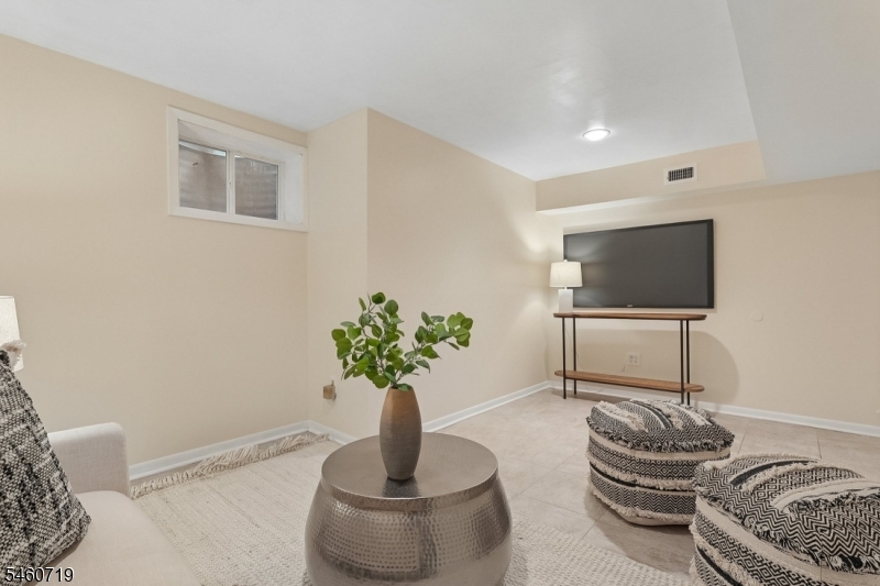 161 Marion Drive West Orange NJ 07052