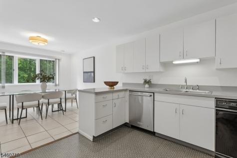 161 Marion Drive West Orange NJ 07052