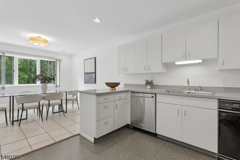 161 Marion Drive West Orange NJ 07052