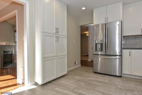 5 Hansen Place Wayne NJ 07470
