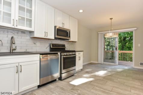 5 Hansen Place Wayne NJ 07470