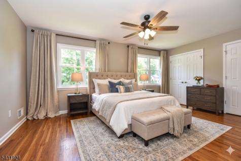 5 Hansen Place Wayne NJ 07470