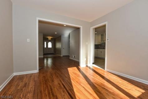 5 Hansen Place Wayne NJ 07470