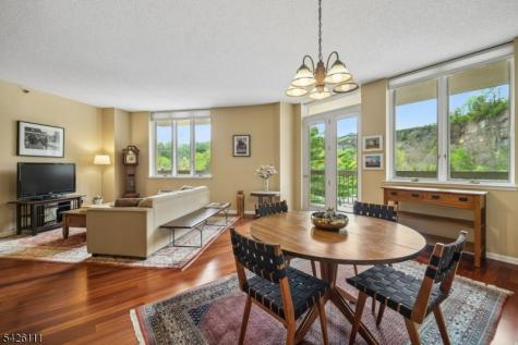 10 Smith Manor Boulevard West Orange NJ 07052