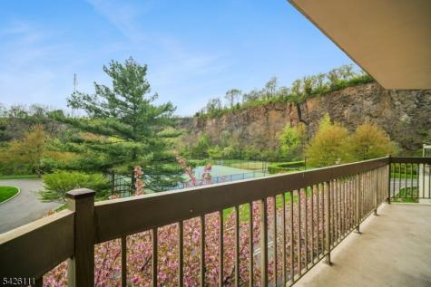 10 Smith Manor Boulevard West Orange NJ 07052