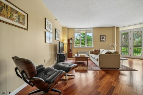 10 Smith Manor Boulevard West Orange NJ 07052