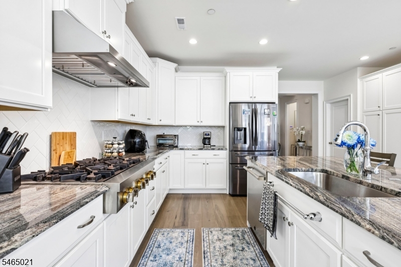 14 Monmouth Road Warren NJ 07059