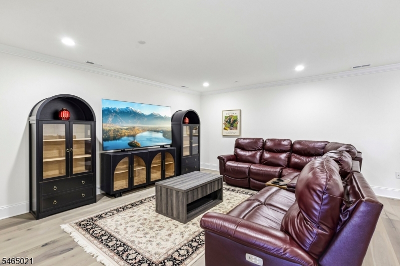 14 Monmouth Road Warren NJ 07059