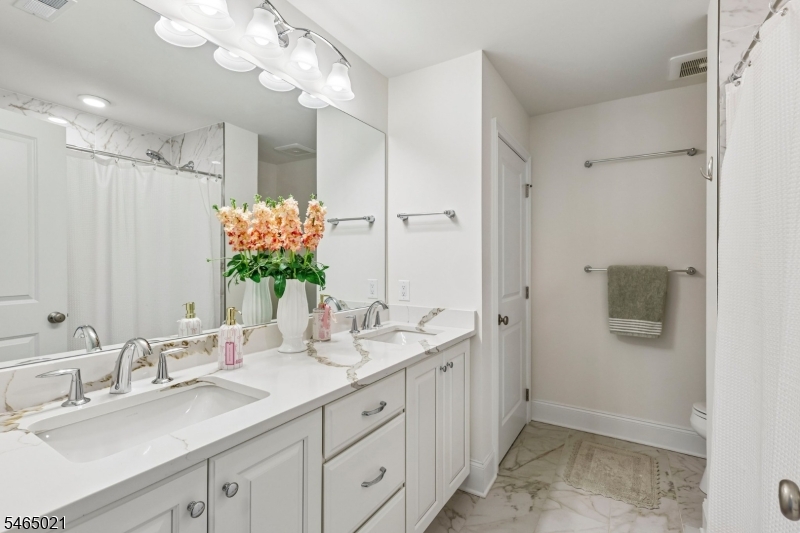 14 Monmouth Road Warren NJ 07059