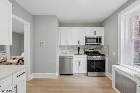 49 Park Ave Unit 5 Bloomfield NJ 07003