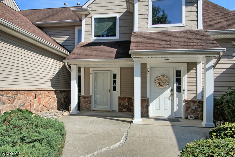30 Bourne Ci Hardyston NJ 07419