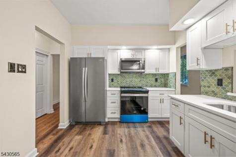 19 Foxwood Drive Morris Plains NJ 07950