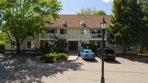 19 Foxwood Drive Morris Plains NJ 07950