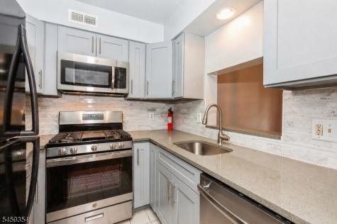1148 W 7th Street Plainfield NJ 07063