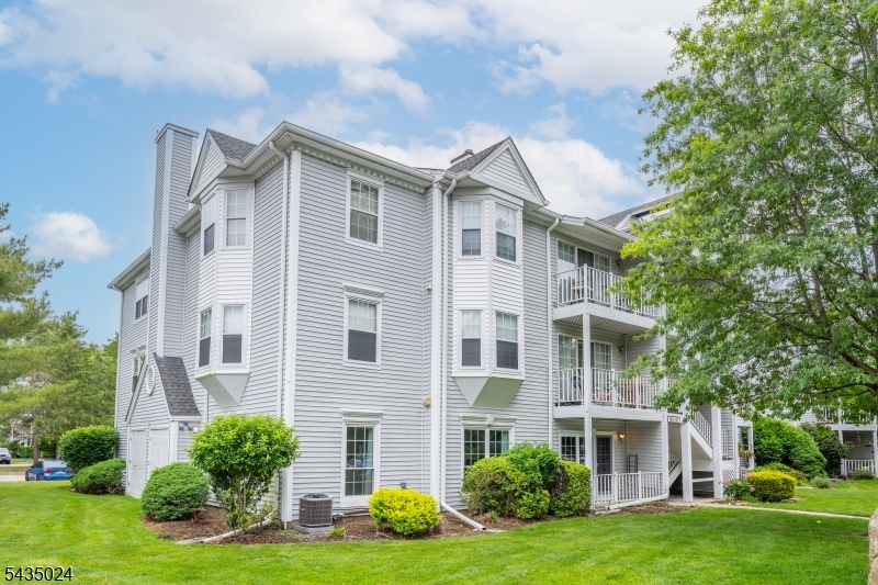 186 Larch Lane Mahwah NJ 07430